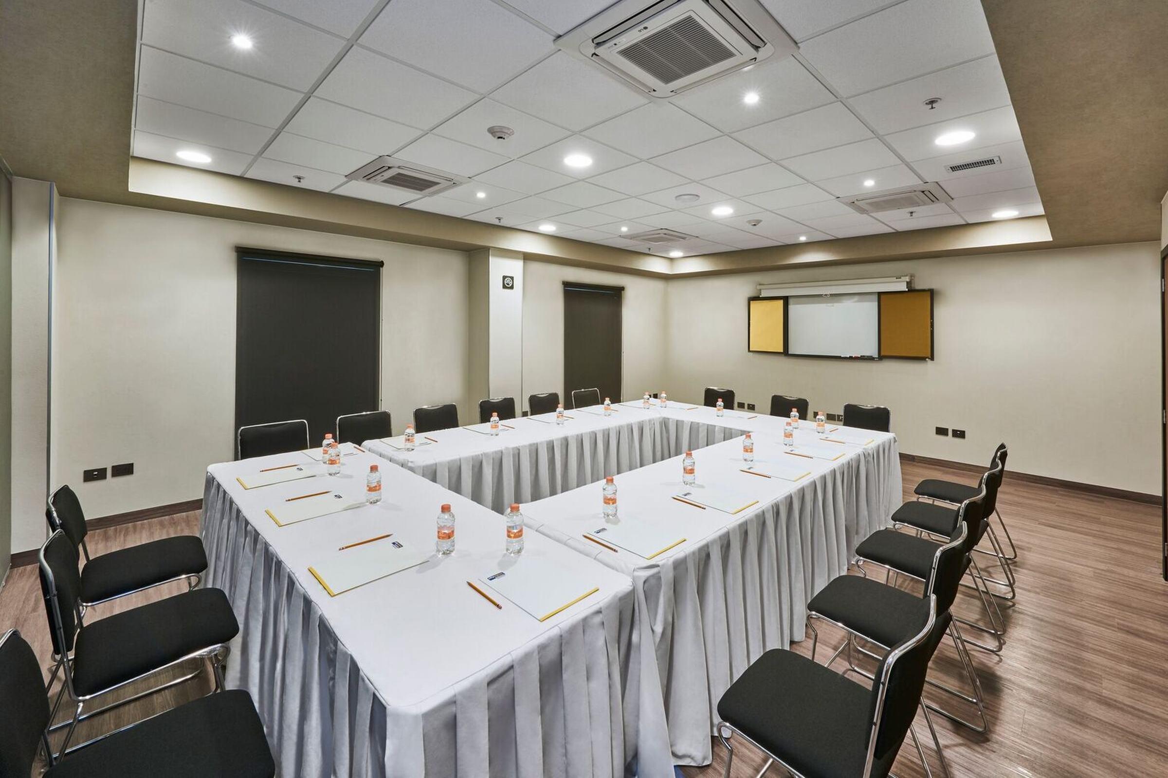 City Express By Marriott Tampico Altamira Miramar  Exterior photo